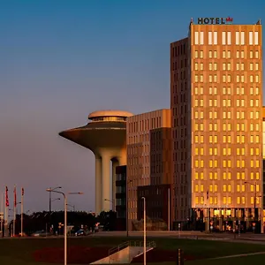 Western Arena Szálloda